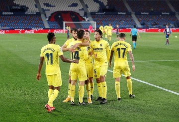 西甲焦点战：比利亚雷亚尔主场冲欧冠，奥萨苏纳客场搅局