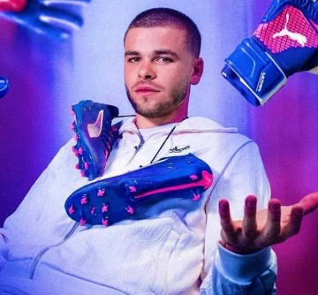 大巴黎备战未雨绸缪!新门将或成首位签约,为多纳鲁马离队预先准备