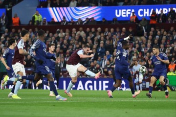 千万别浪！次回合：巴黎连丢3球险翻船，巴萨状态全无溃败收场