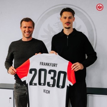 不去药厂&amp;多特！官方：28岁中卫罗宾-科赫和法兰克福续约至2030年