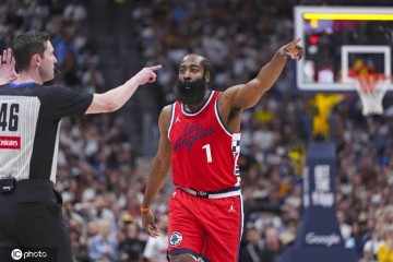 哈登大概率拒绝执行球员选项 签新合同继续留快船