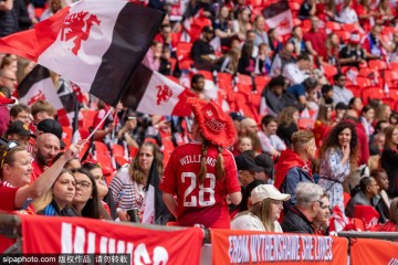 曼联命悬一线！欧联若败，3000万新星德拉普或被切尔西截胡！