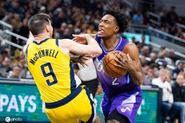 塞克斯顿27分西卡22+5+5 特纳26+7步行者送爵士8连败