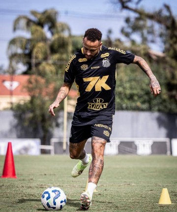 足坛一夜：皇马读秒绝杀，西甲诞生第2支降级队，AC米兰翻车丢冠